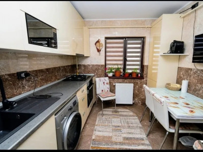 C5 - 3 camere, renovat complet, mobilat si utilat, parcare privata