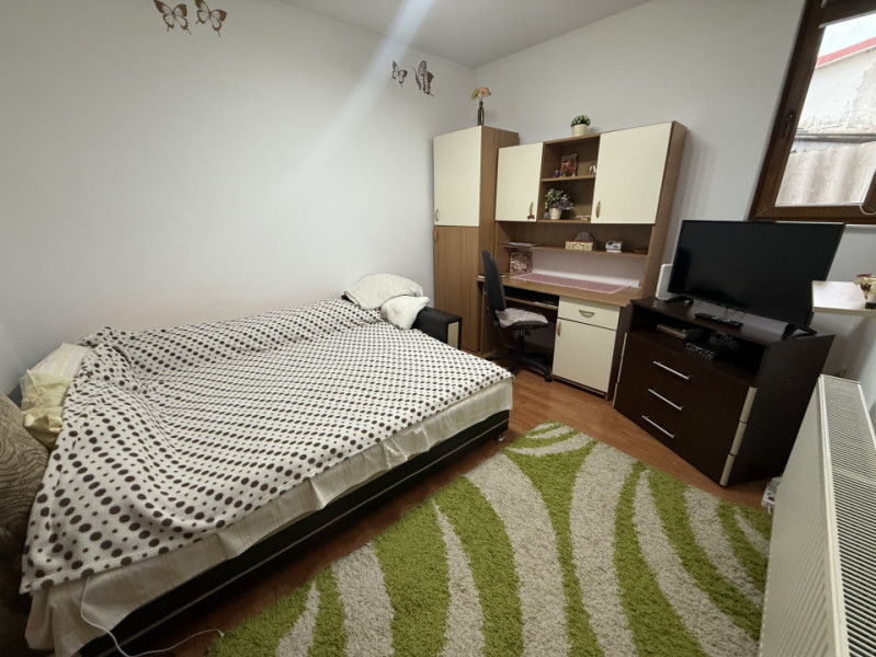 Garsonieră de vânzare în vilă – zona 23 August, etaj 1, centrala gaz