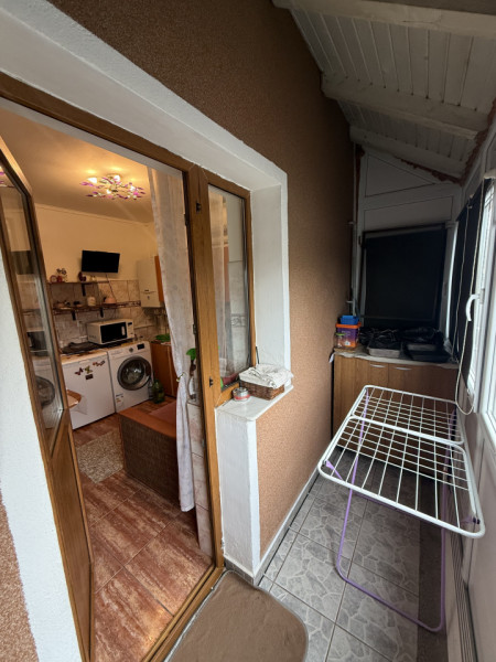 Garsonieră de vânzare în vilă – zona 23 August, etaj 1, centrala gaz