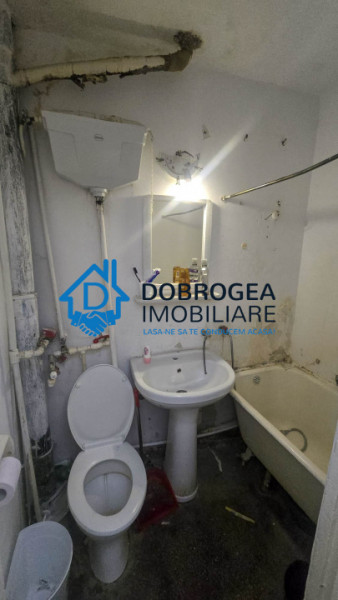 23 AUGUST-APARTAMENT 3 CAMERE 