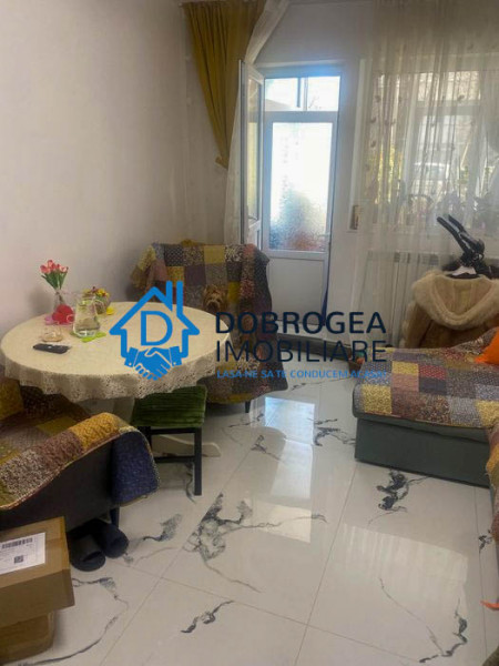  ZONA CENTRALA- APARTAMENT DE 2 CAMERE, PARTER, CENTRALA GAZ