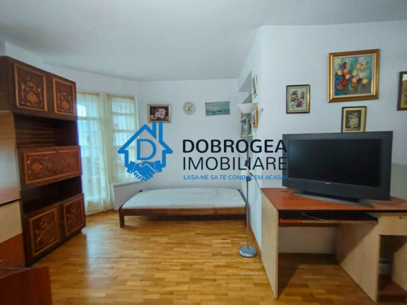  ZONA ULTACENTRALA- APARTAMENT 3 CAMERE ,ETAJ 1, GAZ