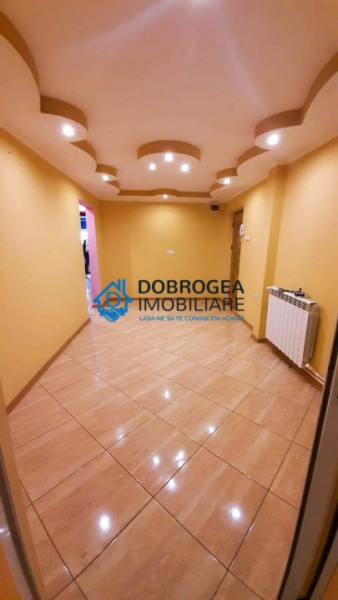 C5 - APARTAMENT DOUA CAMERE TRANSFORMAT IN 3, SUPRAFATA 64 MP ,PARTER , CENTRALA