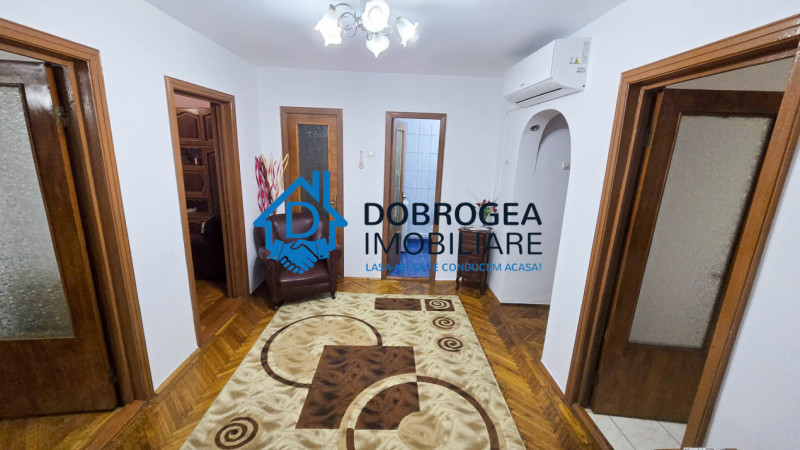 STRADA VICTORIEI - 3 CAMERE DECOMANDAT, ETAJ 1 ,CENTRALA GAZ