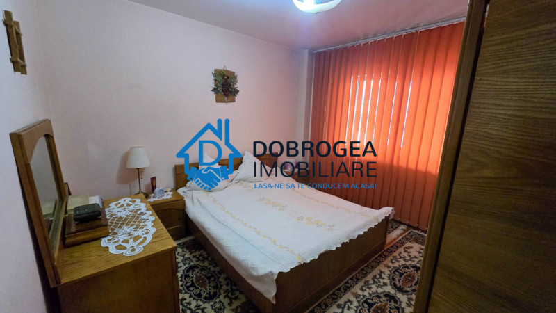 STRADA VICTORIEI - 3 CAMERE DECOMANDAT, ETAJ 1 ,CENTRALA GAZ