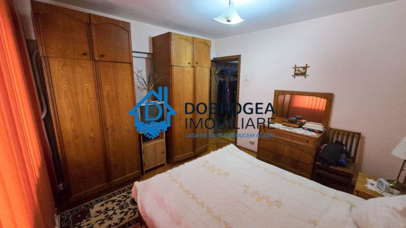 STRADA VICTORIEI - 3 CAMERE DECOMANDAT, ETAJ 1 ,CENTRALA GAZ
