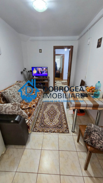 STRADA VICTORIEI - 3 CAMERE DECOMANDAT, ETAJ 1 ,CENTRALA GAZ