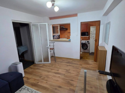 23 AUGUST-APARTAMENT 2 CAMERE , PARTER