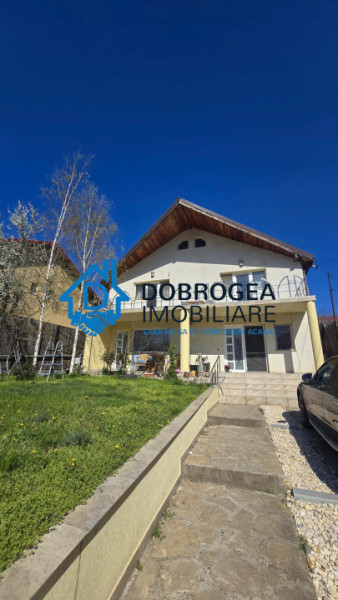 APARTAMENT IN VILA, DE INCHIRIAT, ETAJ 1 ,PRETABIL MUNCITORI