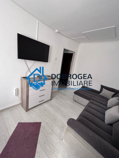 23 AUGUST-GARSONIERA DE INCHIRIAT