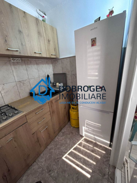 23 AUGUST-GARSONIERA DE INCHIRIAT