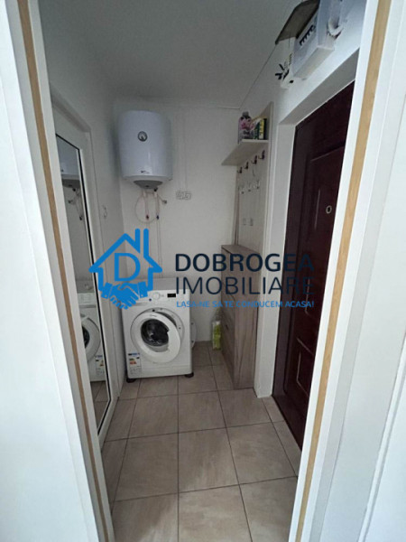 23 AUGUST-GARSONIERA DE INCHIRIAT