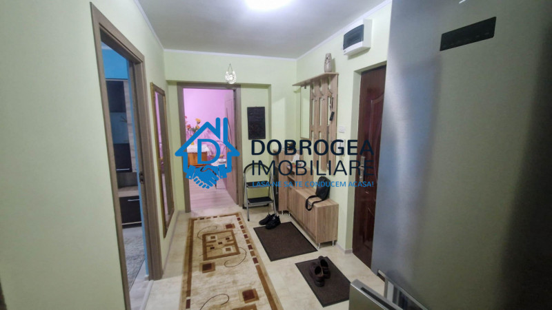 STRADA BABADAG - 2 CAMERE DECOMANDAT, 52 MP, ETAJ 2 ,CENTRALA GAZ