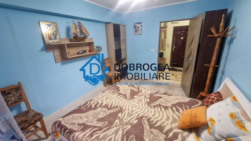 STRADA BABADAG - 2 CAMERE DECOMANDAT, 52 MP, ETAJ 2 ,CENTRALA GAZ