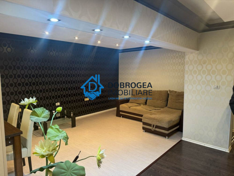 GAVRIOV CORNELIU -2 CAMERE DECOMANDAT, ETAJ 3