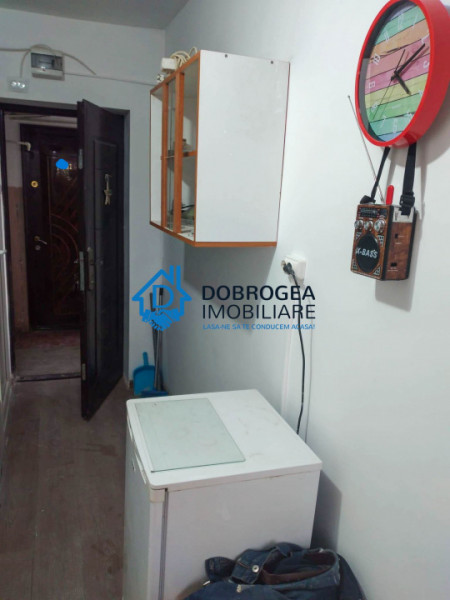 GARSONIERA , ETAJ 1,  BAIE PROPRIE  ,SUPRAFATA 11 MP .