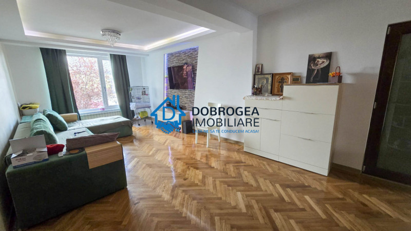 ULTRACENTRAL-3 CAMERE DECOMANDAT, CENTRALA GAZ,  ETAJ 1