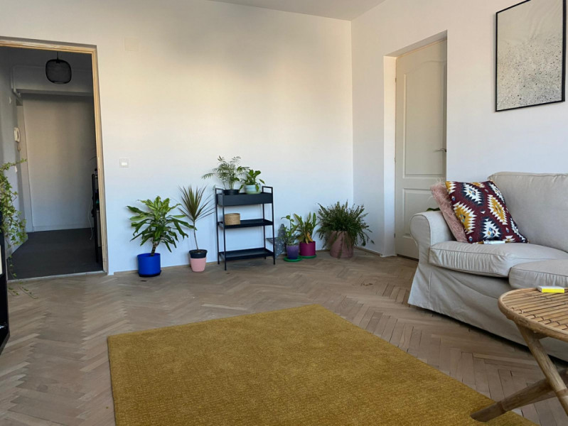 Ultracentral - Strada Babadag, 3 camere, etaj 3, mobilat/utilat