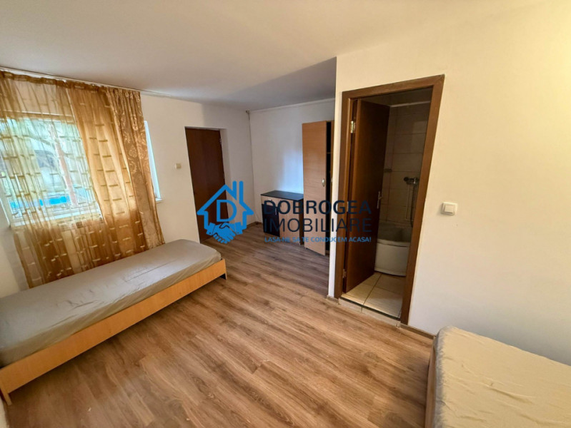 Dallas- Casă P+1+M pentru muncitori | 30 locuri cazare | 2 bucatarii, curte