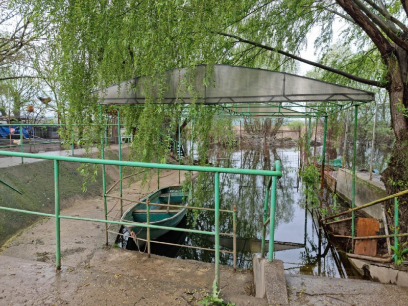 TEREN INTRAVILAN PREMIUM, ZONA 9 MAI, SUPRAFATA 1751 MP, IESIRE LA LAC
