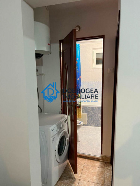 ZONA VEST- APARTAMENT 3 CAMERE , CENTRALA GAZ