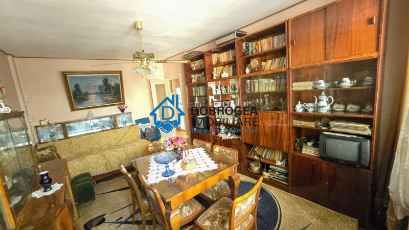 OPORTUNITATE- ULTRACENTRAL 2 CAMERE DECOMANDAT, VEDERE LA DUNARE, ETAJ 1