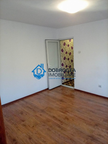 23 AUGUST- APARTAMENT 3 CAMERE, ETAJ 1