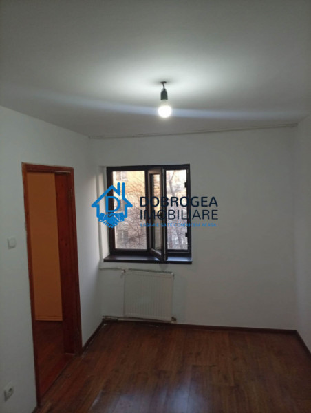 23 AUGUST- APARTAMENT 3 CAMERE, ETAJ 1