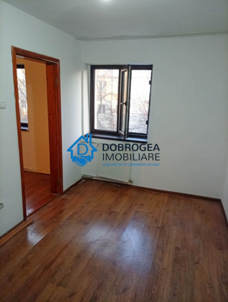 23 AUGUST- APARTAMENT 3 CAMERE, ETAJ 1