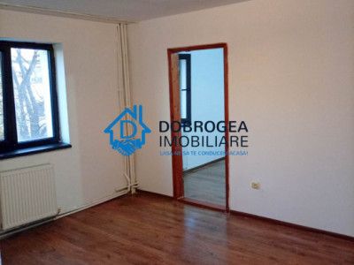 23 AUGUST- APARTAMENT 3 CAMERE, ETAJ 1