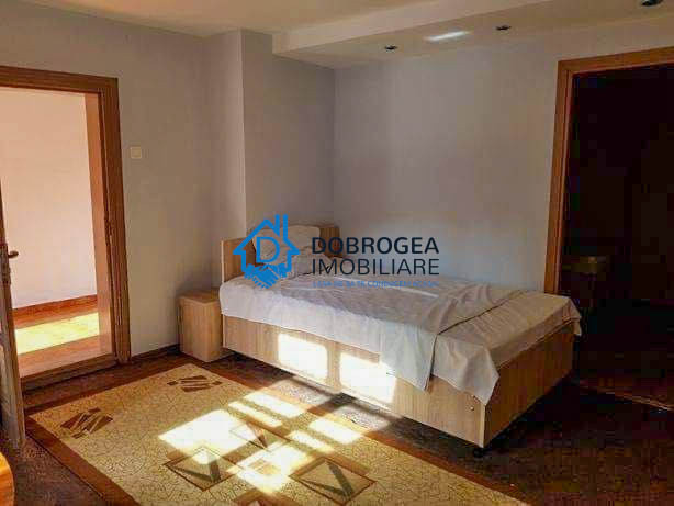 ZONA CENTRALA-CASA 2 CAMERE, BUCATARIE,BAIE