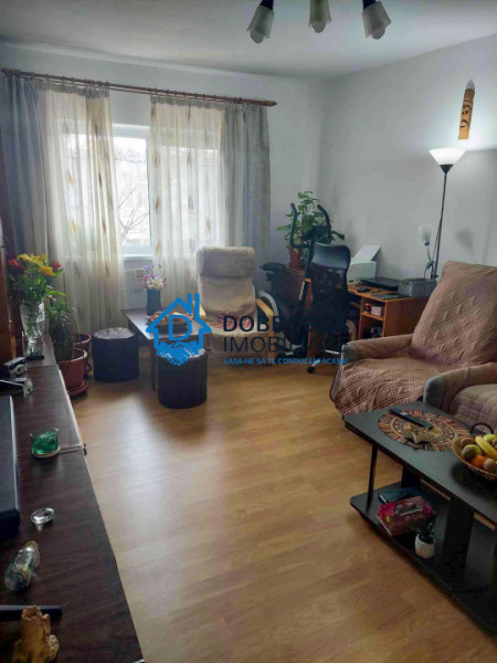 PODGORIILOR -2 CAMERE DECOMANDAT, ETAjJ 2, CENTRALA GAZ, MOBILAT SI UTILAT