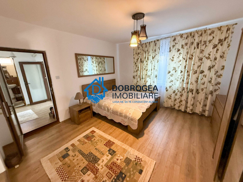 ZONA ULTRACENTRALA-CASA 4 CAMERE , TEREN 228 MP, CENTRALA GAZ
