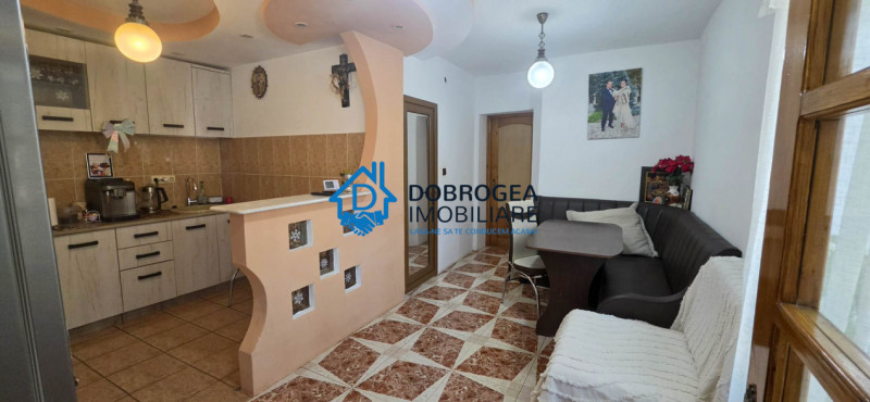 CASA DE VANZARE- ZONA ULTRACENTRALA, TEREN 384MP