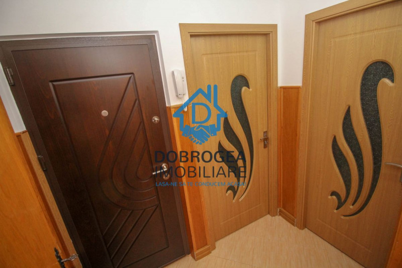 E3, 3 camere, etaj, 1, 70 mp, centrala pe gaz, mobilat