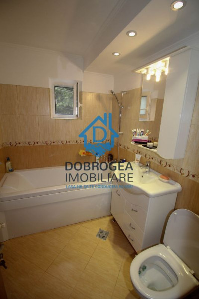 E3, 3 camere, etaj, 1, 70 mp, centrala pe gaz, mobilat