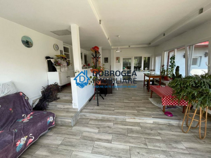 Ultracentral, casa individuala, curte, 3 camere, centrala proprie