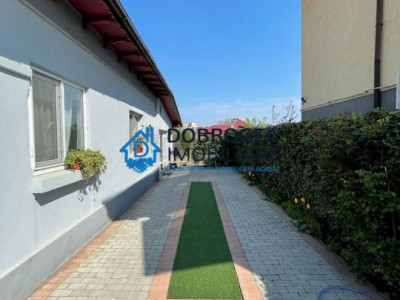 Ultracentral, casa individuala, curte, 3 camere, centrala proprie