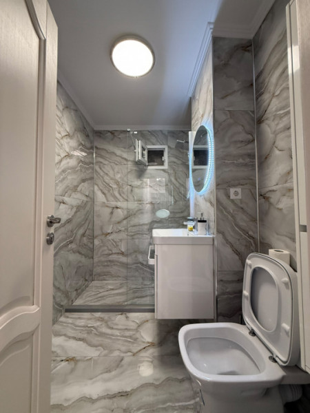 Faleza, 2 camere, vedere panoramica spre Dunare, totul nou, renovat integral
