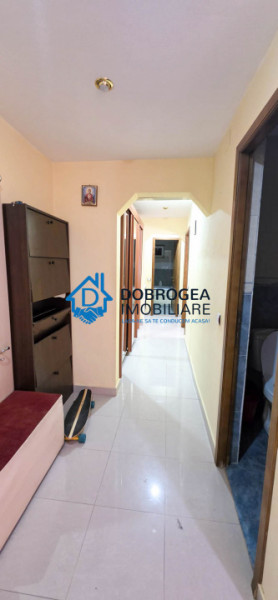 E3- 3 CAMERE DECOMANDAT ETAJ 2,   CENTRALA GAZ