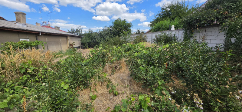 TEREN INTRAVILAN -  ZONA AVRAM IANCU -SUPRAFATA 251 MP, DESCHIDERE 15 ML