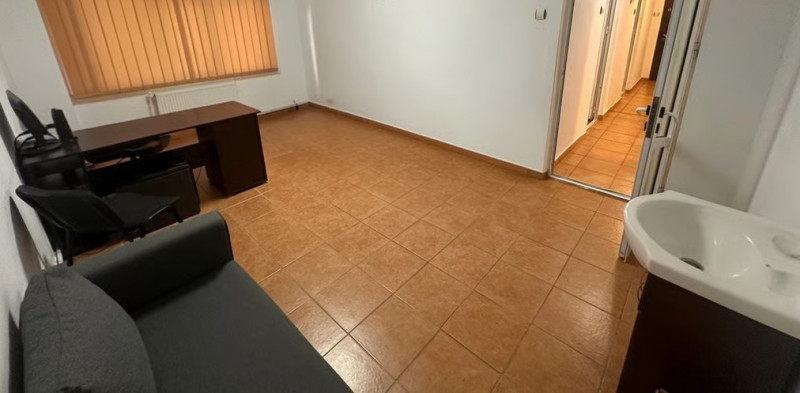 E3- 4  CAMERE DECOMANDAT , PARTER, CENTRALA GAZ