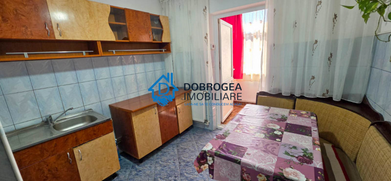 E3- 3 CAMERE DECOMANDAT ETAJ 2, CENTRALA GAZ