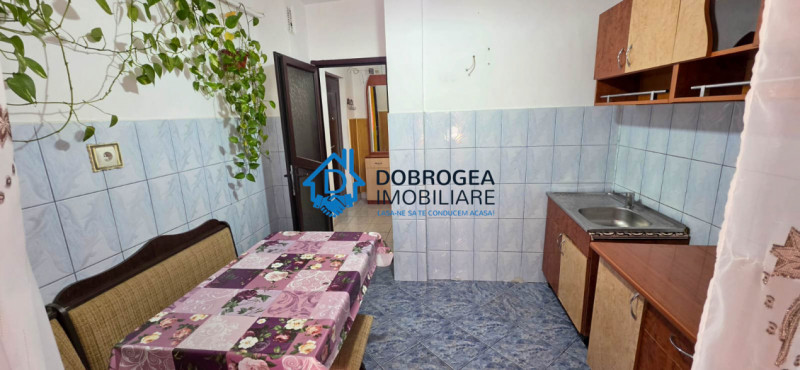 E3- 3 CAMERE DECOMANDAT ETAJ 2, CENTRALA GAZ
