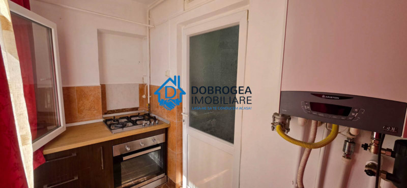 E3- 3 CAMERE DECOMANDAT ETAJ 2, CENTRALA GAZ