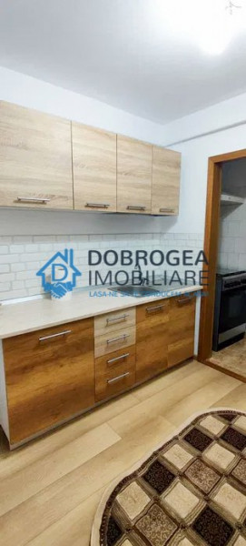 E3 - 2 CAMERE, DECOMANDAT, ETAJ 2, CENTRALA GAZ