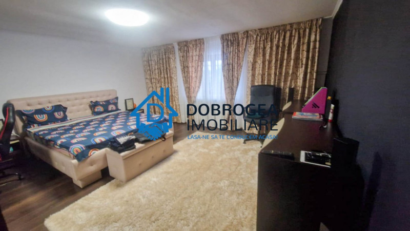 APARTAMENT 4 CAMERE  -  SUPRAFATA 180 MP+TERASA 30 MP 