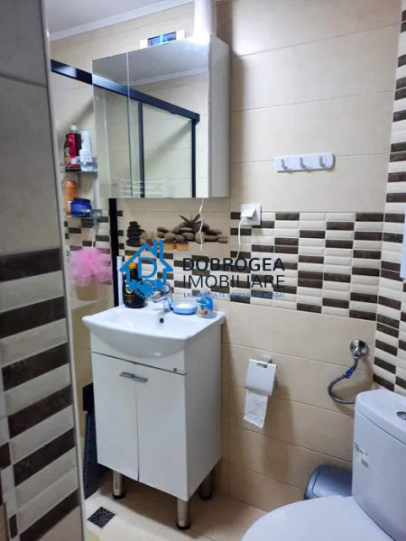 23 AUGUST-APARTAMENT 2 CAMERE , CENTRALA GAZ, ETAJ 1