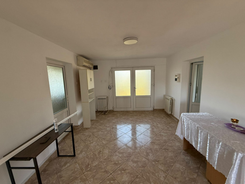 Apartament de închiriat în vilă – Zona Avram Iancu, 3 camere, nemobilat