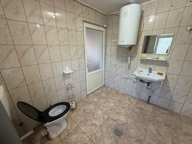 Apartament de închiriat în vilă – Zona Avram Iancu, 3 camere, nemobilat